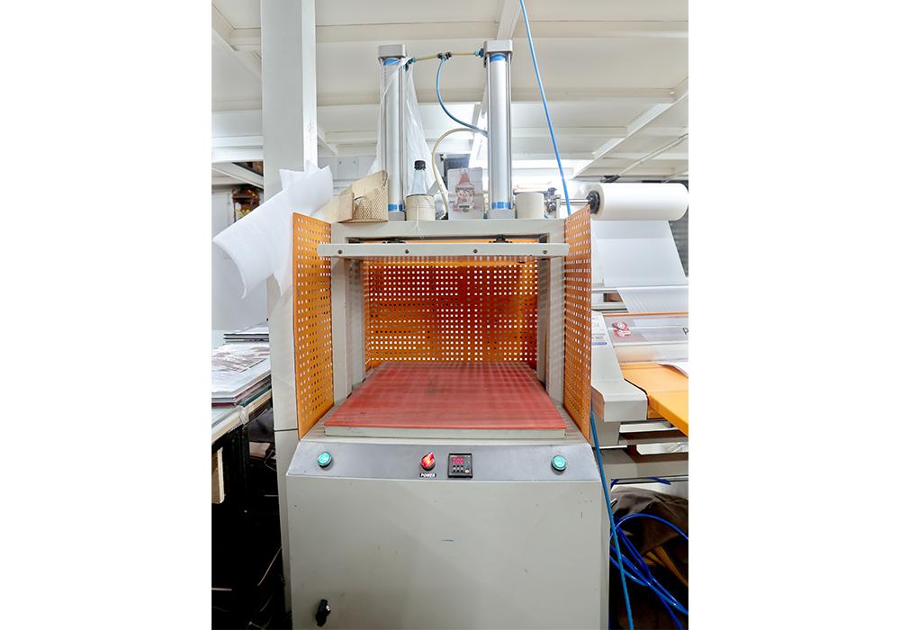 Press machine